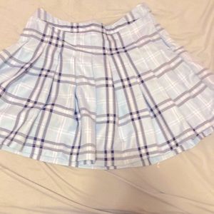 Light blue, plaid, skirt, pleated skirt, button, zipper, no pockets